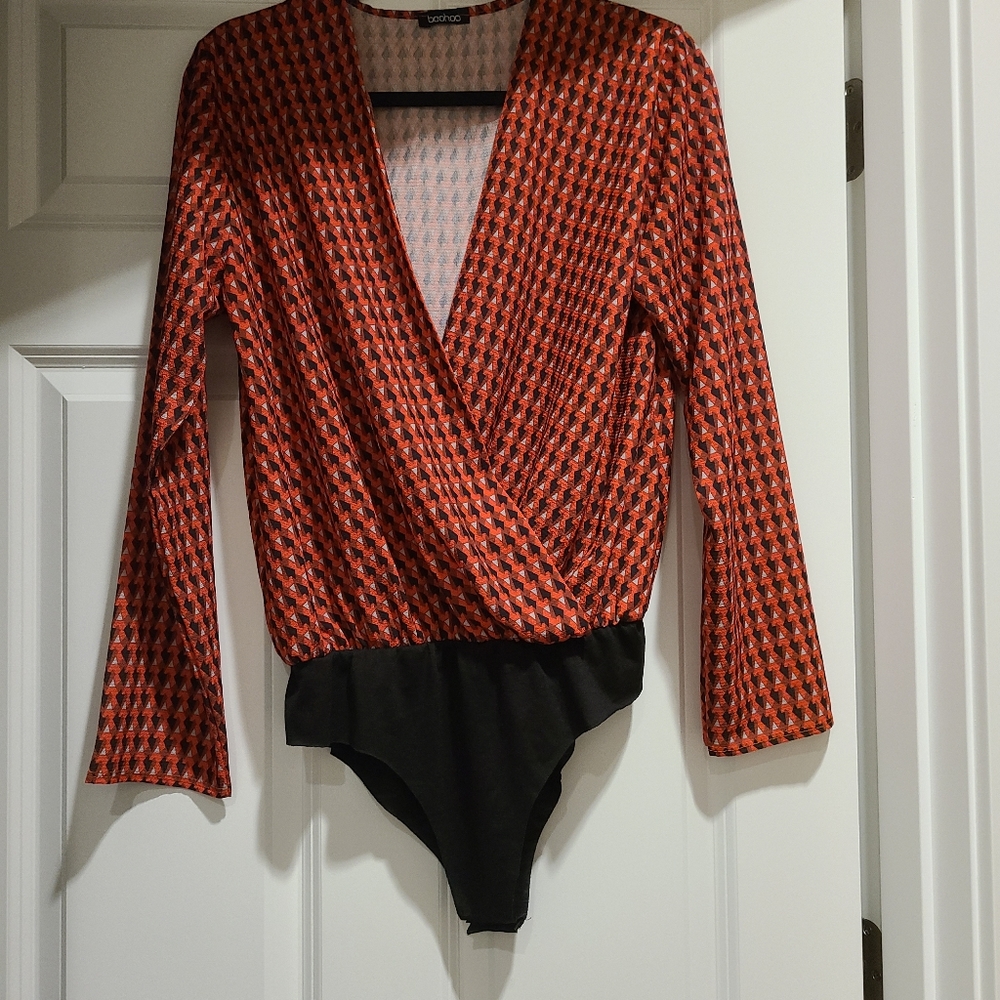 Geo print woven wrap bodysuit